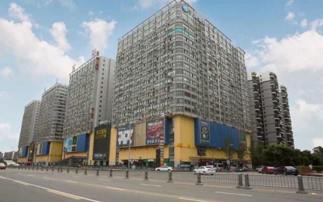 Hanting Hotel Chengdu Zhaojuesi Nan Road Metro Station