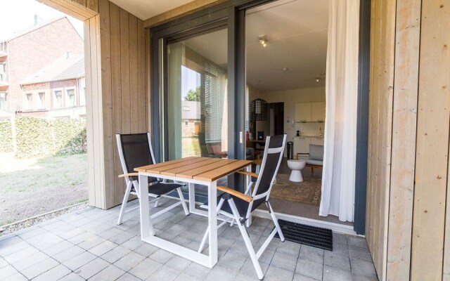 Modern Apartment, Just 4 km. From Maastricht