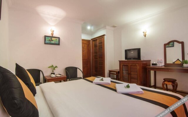 Siem Reap Bat Hotel