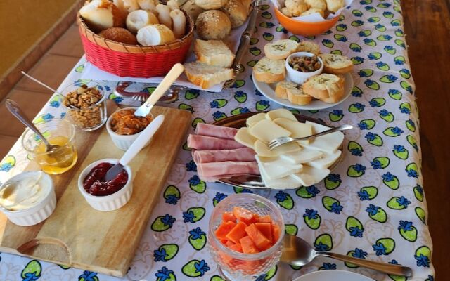 Pousada e camping pé na trilha