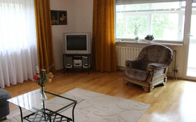 Welcoming Chalet Near Forest in Rohrnbach