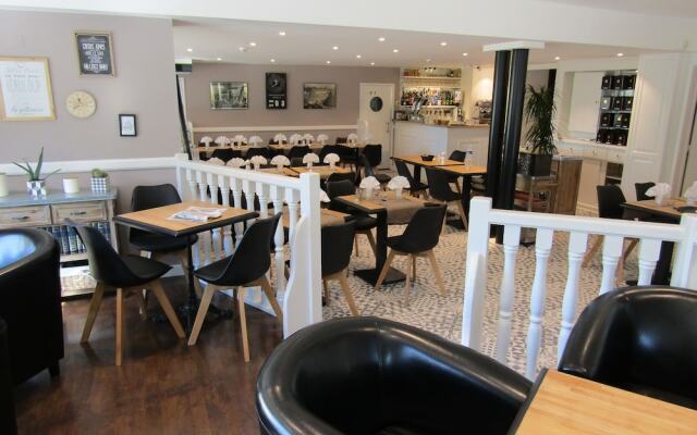 Hôtel Restaurant Le Bourgogne