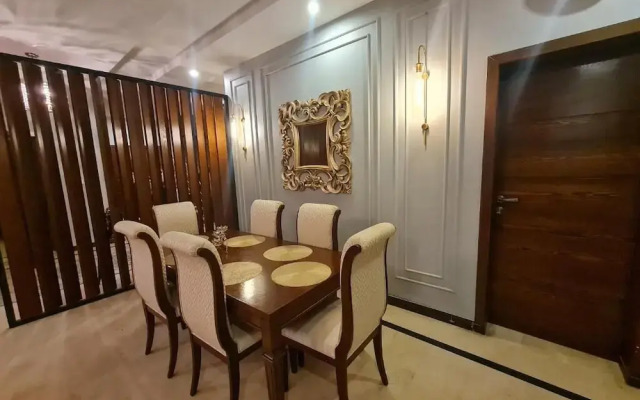 189 The Guest House