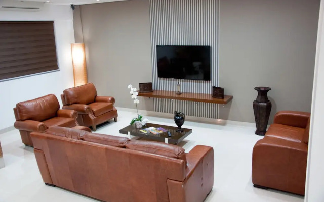 Roari Hotel