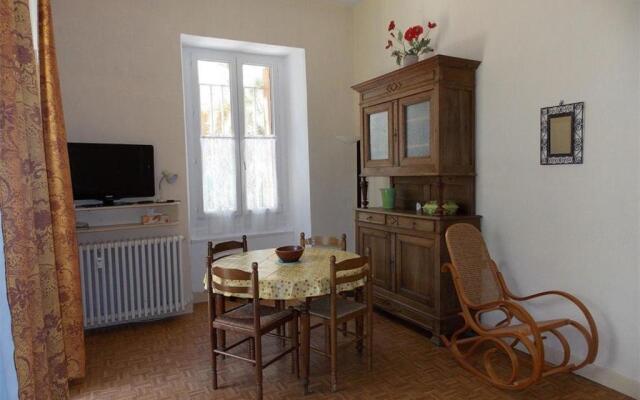 Appartement Bagnères-de-Luchon, 2 pièces, 4 personnes - FR-1-313-136