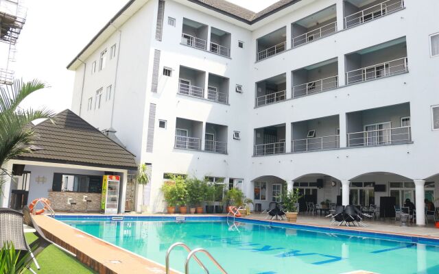 Bon Hotel Port Harcourt At LA Kings