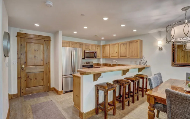Arrowhead Village 310PC - 2 Br Condo