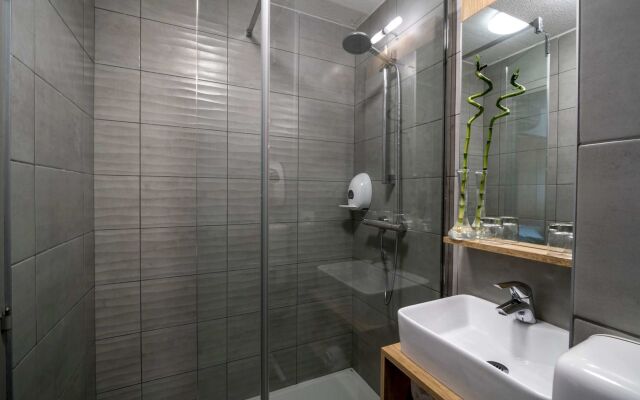 Ostal Pau Université - Sure Hotel Collection by Best Western