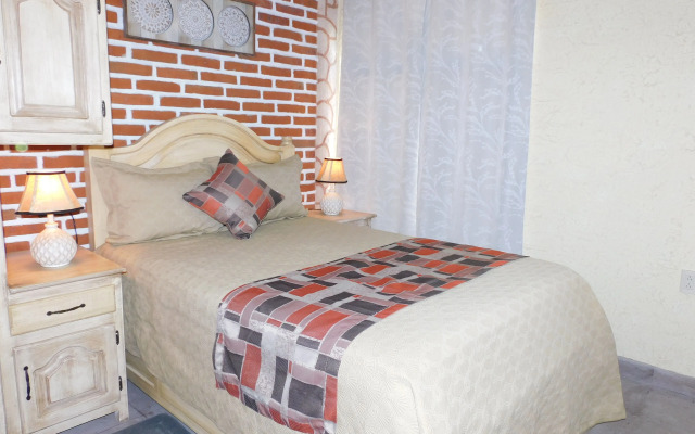 Vista Del Sol Apartments