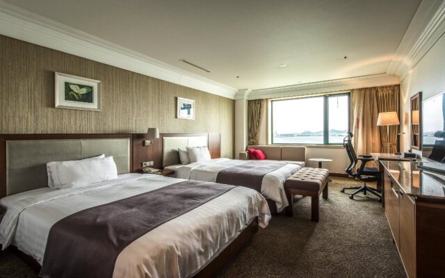 Shangria Beach Tourist Hotel