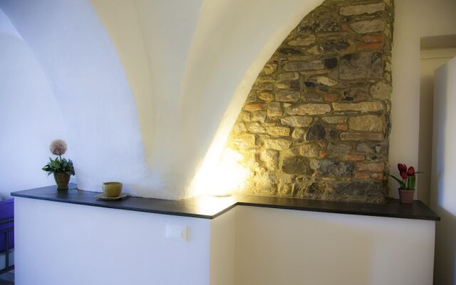 Casa Giulia Diano Castello