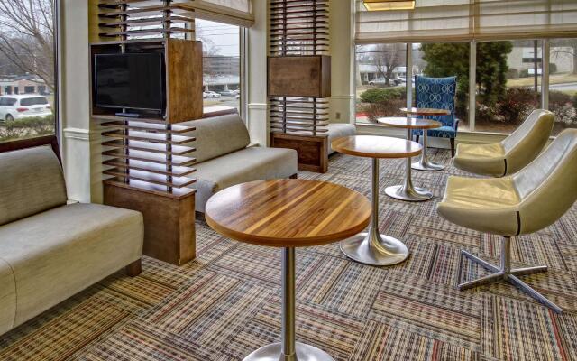 Hilton Garden Inn Nashville Airport Hotel