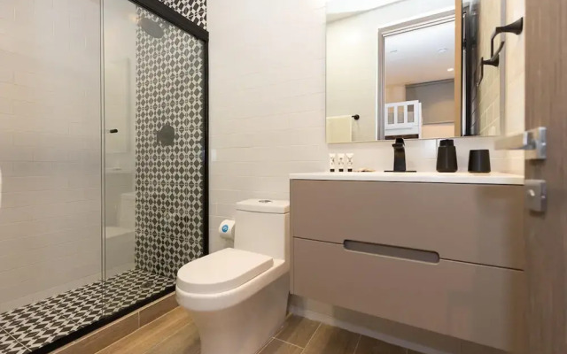The Danian Condo by Acomodo Casco Viejo