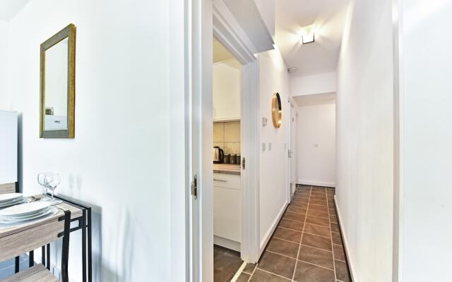 West Ealing SVD Apt. - 2 Bedroom 2 Bath