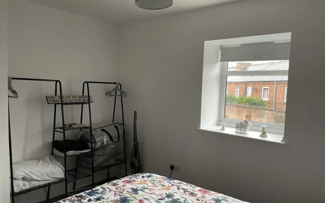 Impeccable 1-bed Apartment in Chesterfield