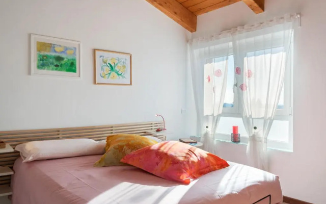 Bright Apartment Como Cavallasca