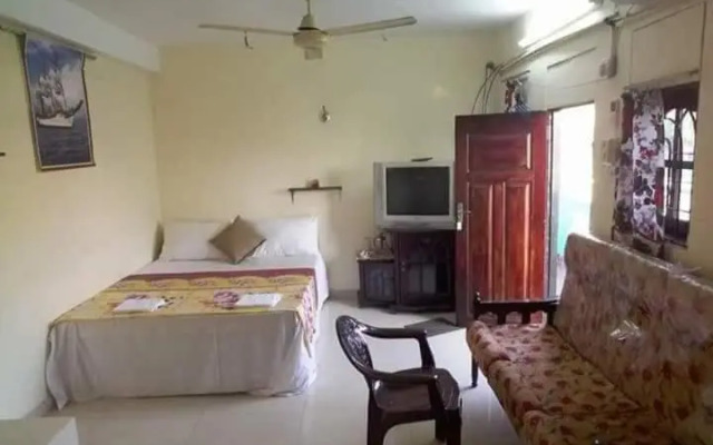Manimalar Lodge