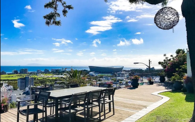 121 Ocean View Drive Studio Apartment