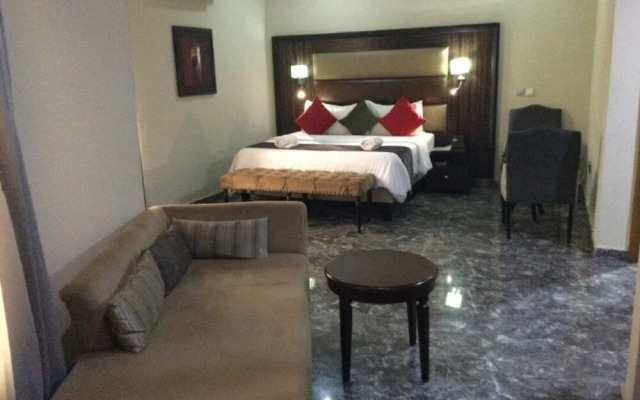 Golden Tulip Grand Palazzo Hotel