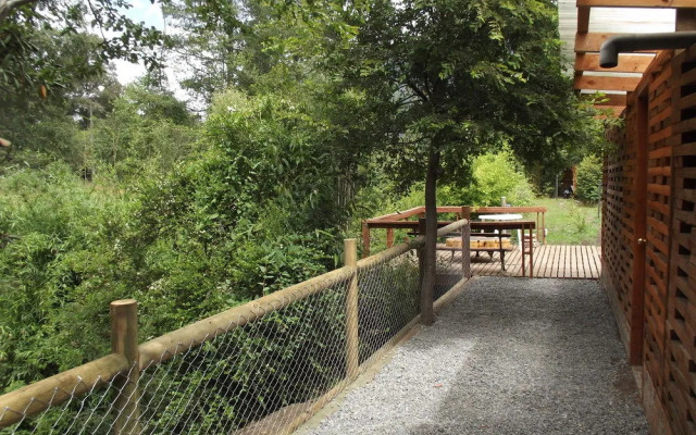 Hotel Borde Estero Pucon