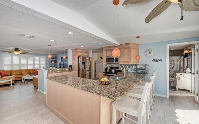 Island Getaway - 205 - 56th