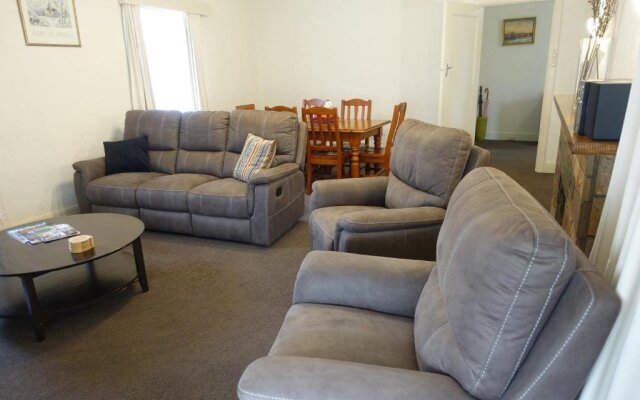 Benson House & Benson Lodge