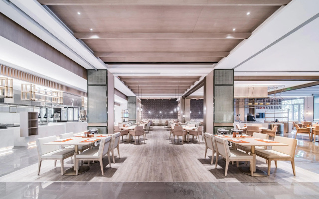 HUALUXE Xi an Chanba by IHG