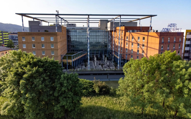 Trans World Hotel Donauwelle