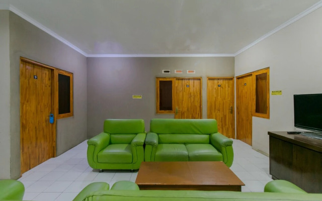 SPOT ON 1899 Berkah Homestay