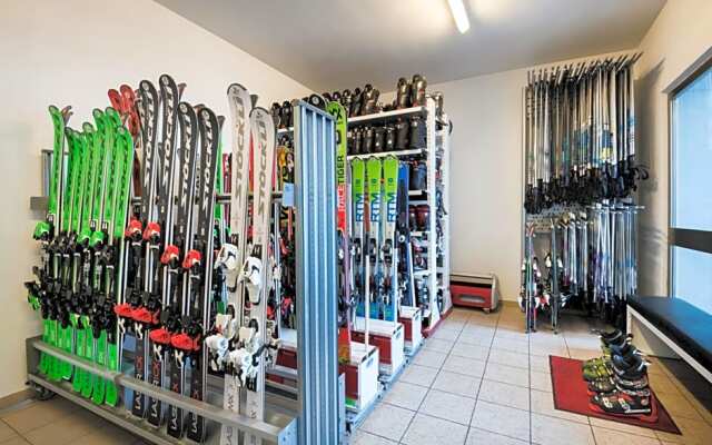 Laguscei Dolomites Mountain Hotel