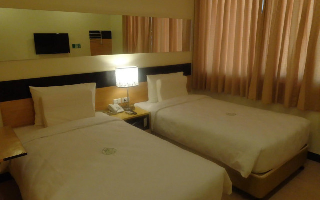 Go Hotels Iloilo