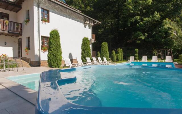 Family Hotel Bile
