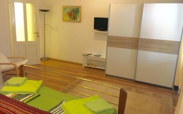 Ana Apartment