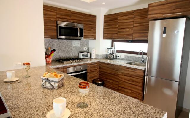 Delta I 601 Alamar Apartment Apts