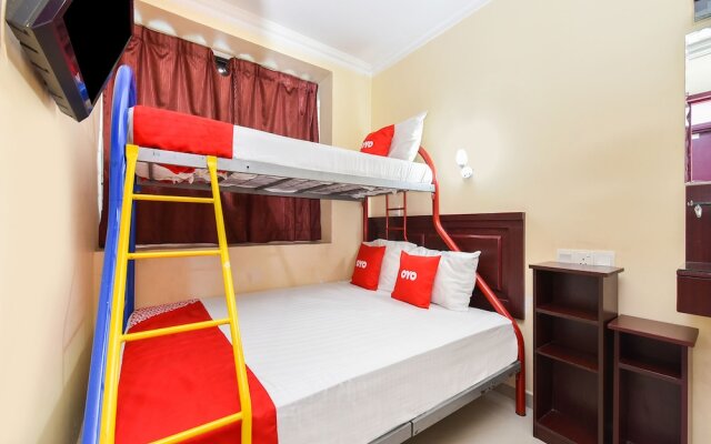 OYO 90562 J Hotel PJ