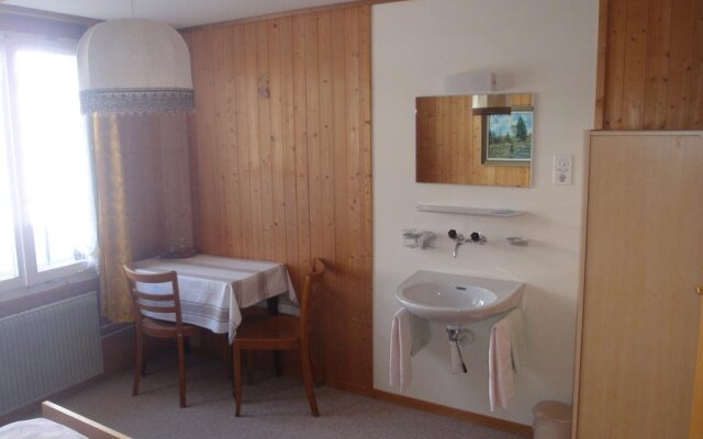 Hotel Alpenrose Saxeten