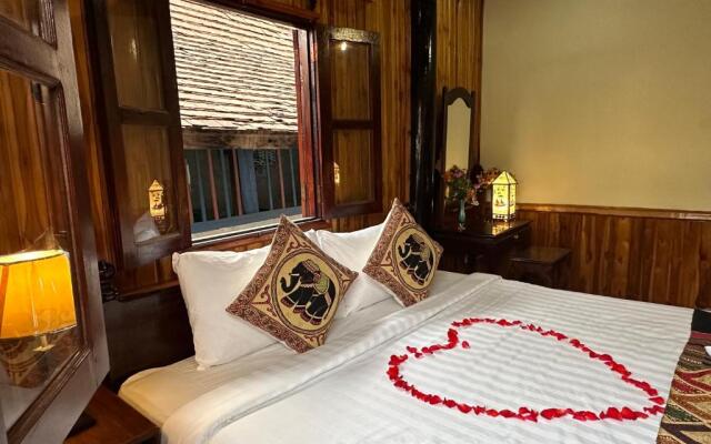 Villa Alounsavath Mekong Riverside