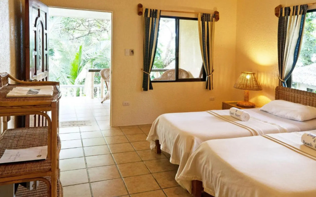 Easy Diving and Beach Resort