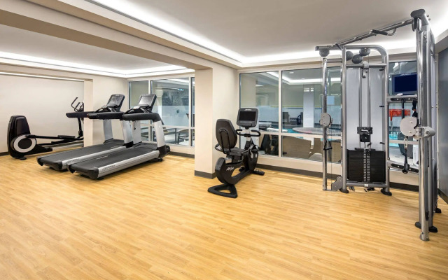 DoubleTree by Hilton Halifax Dartmouth