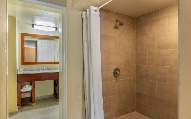 Comfort Inn Petersburg Fort Lee Area