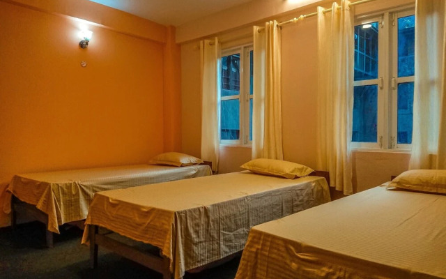 Hotel Backpackers Inn