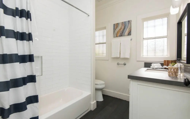 Amazing House Near DTLA