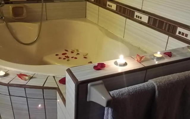 Christian Suites AQP