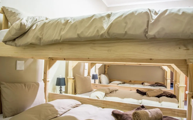 Sea View Backpackers - Hostel