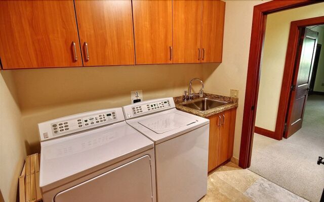 Lani Kai - Three Bedroom Condo
