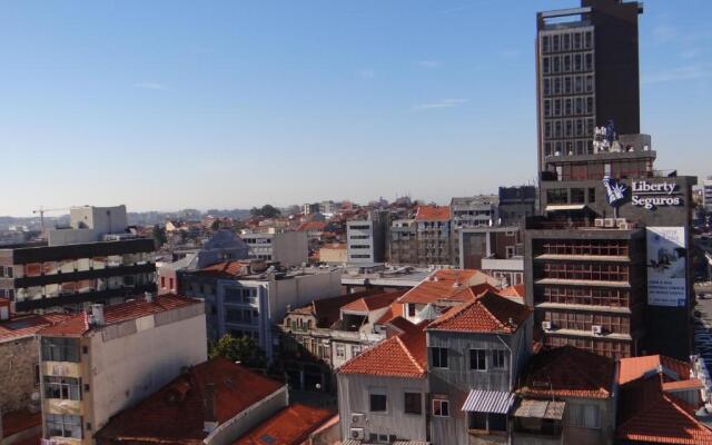 Enjoy Porto Apartment by Porto City Hosts
