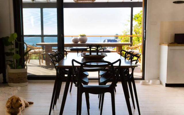 THE WERRI SHACK Werri Beach Gerringong 4pm check out Sundays