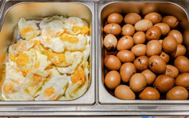 Chizhou Daqianmen Light Luxury Hotel