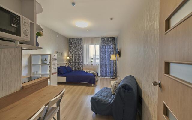 Hospitable House on Revolution 52V