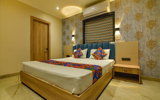 FabHotel Seventy Seven